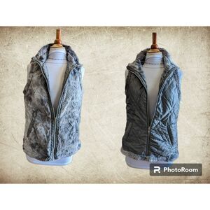 Casual Identity reversable vest  Sz S